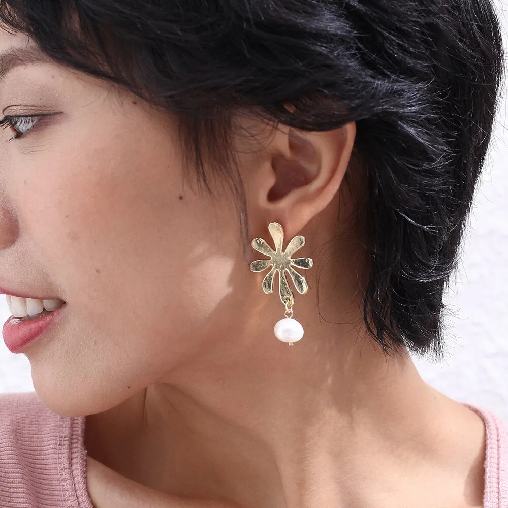 2022  New Arrival Gold Flower Earrings Jewelry Dangle Pendientes orecchini brincos earrings for Women aretes de mujer modernos
