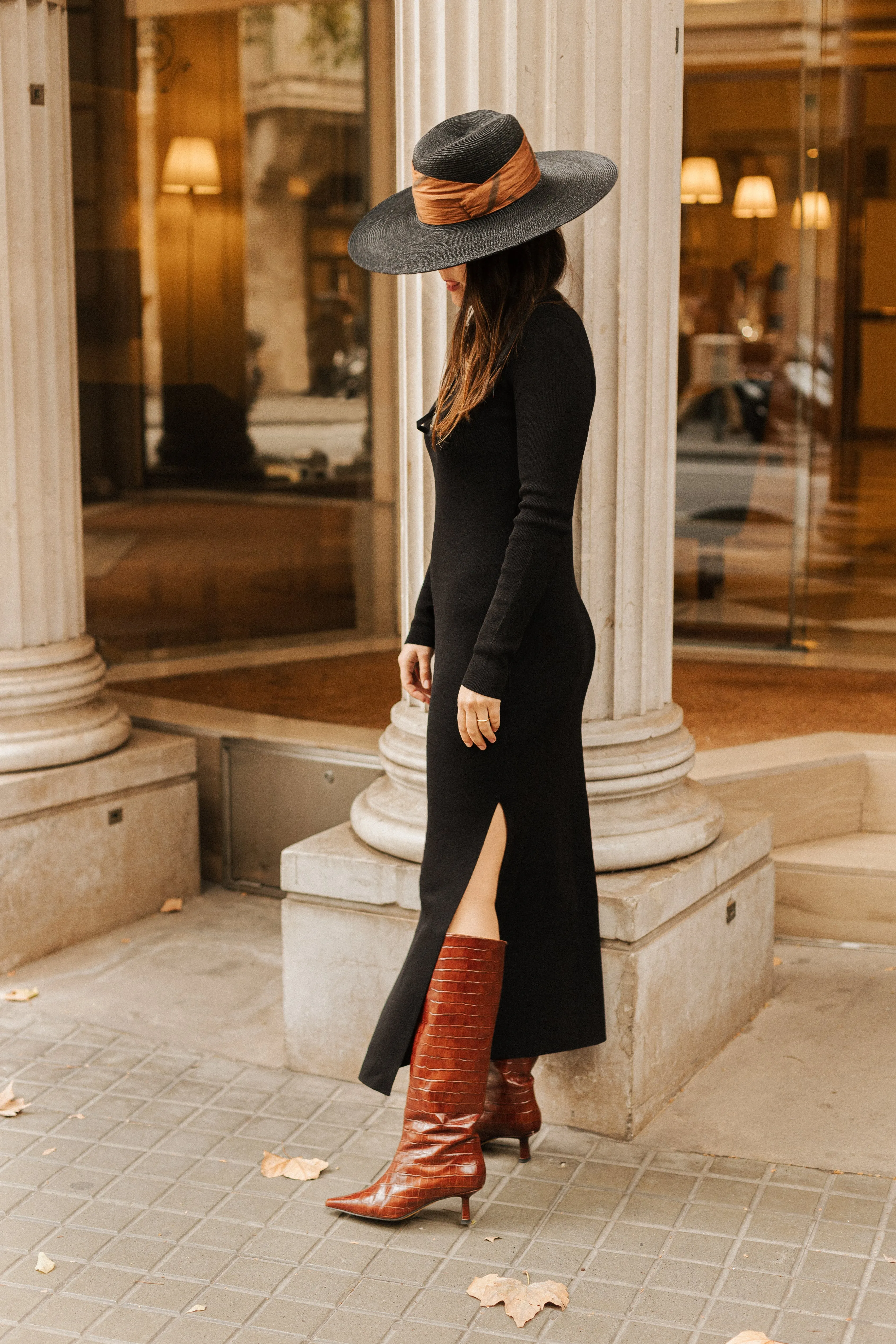 BOTA PEPA PIEL EFECTO COCO MARRÓN TACÓN MIDI 5CM