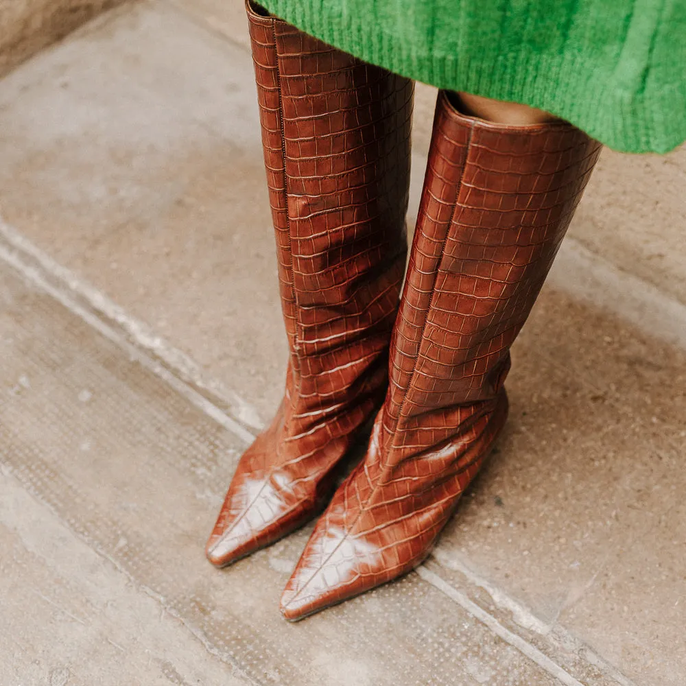 BOTA PEPA PIEL EFECTO COCO MARRÓN TACÓN MIDI 5CM