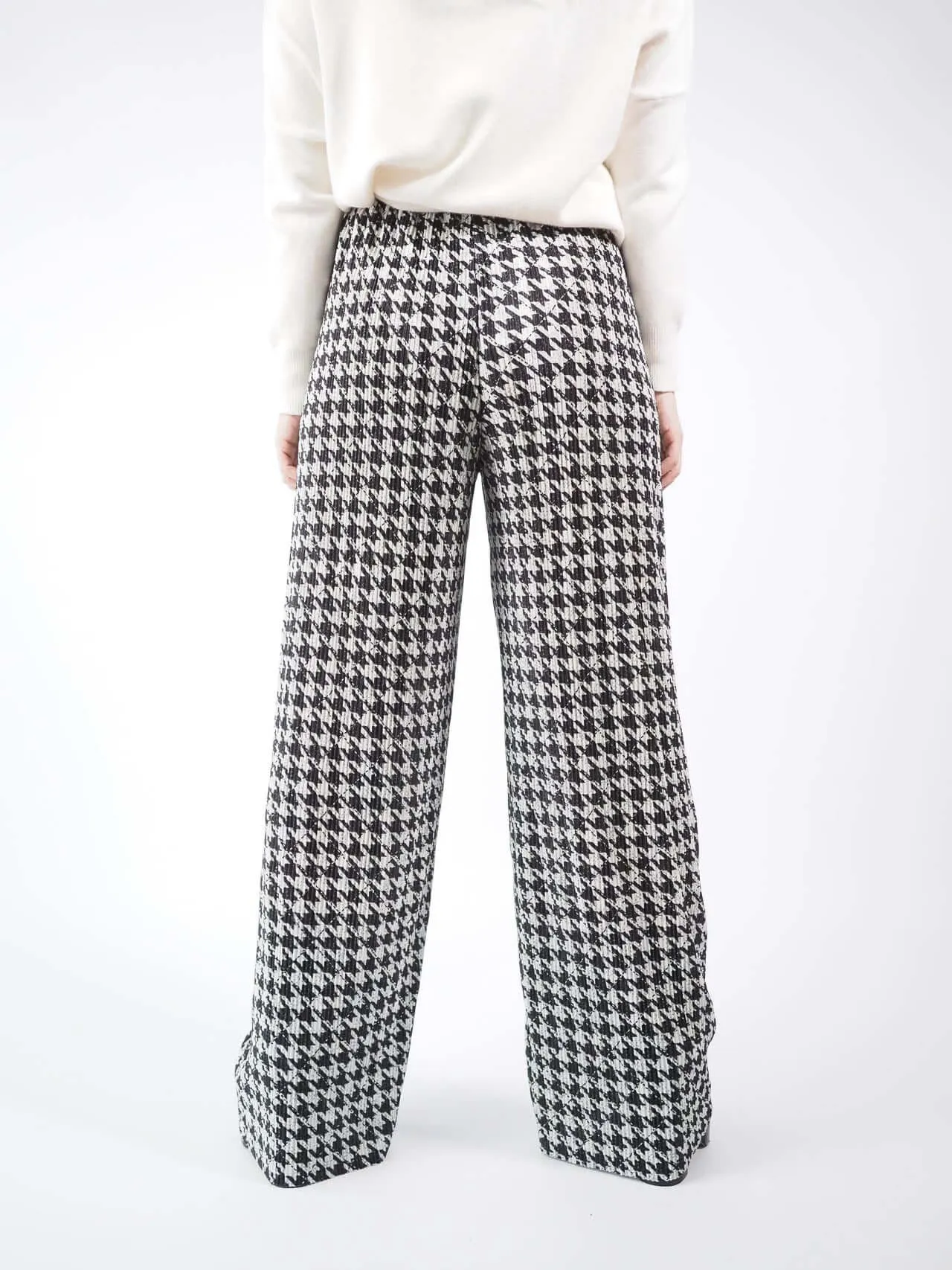 CALÇAS PLISSADAS COM ESTAMPADO