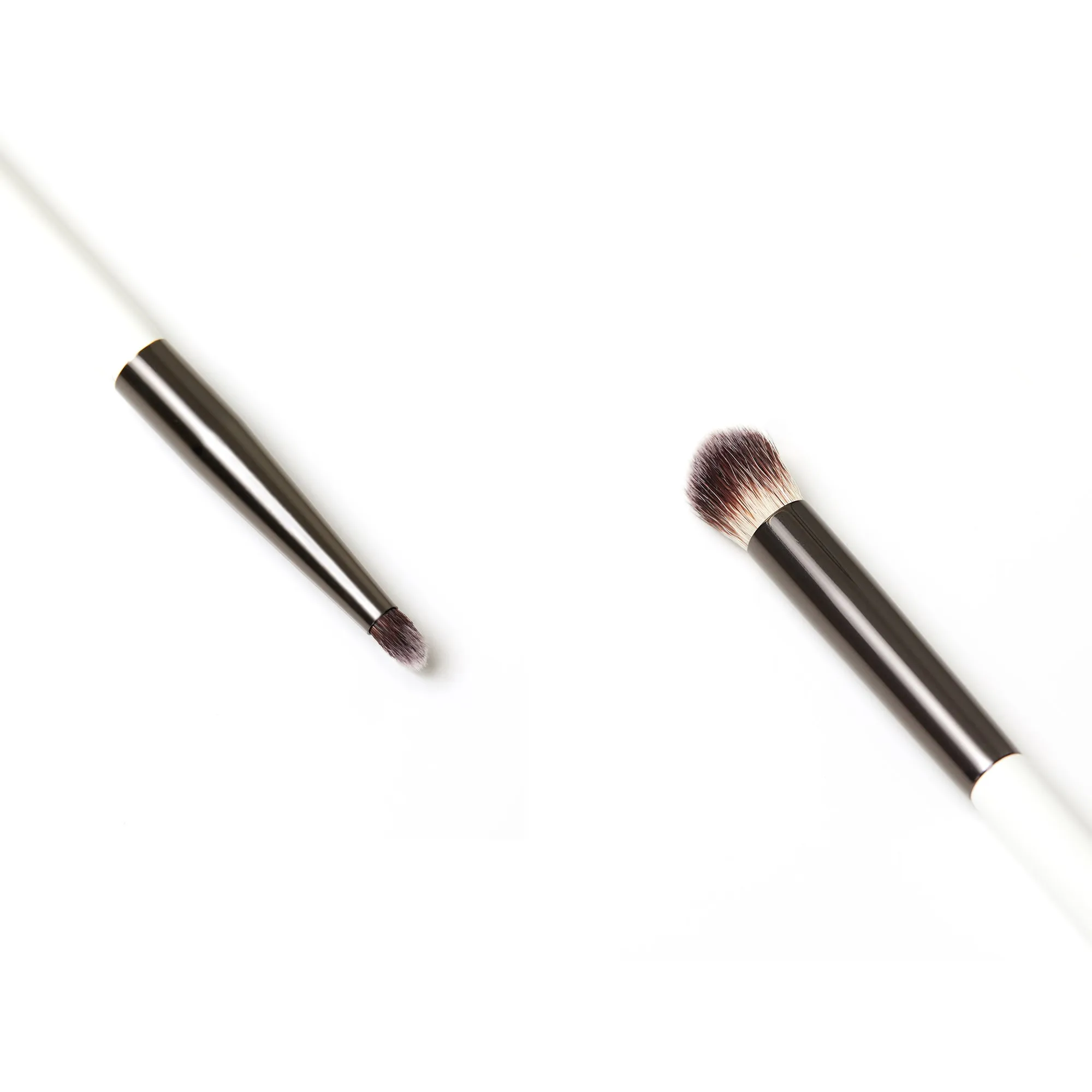 Everything Eye Brush